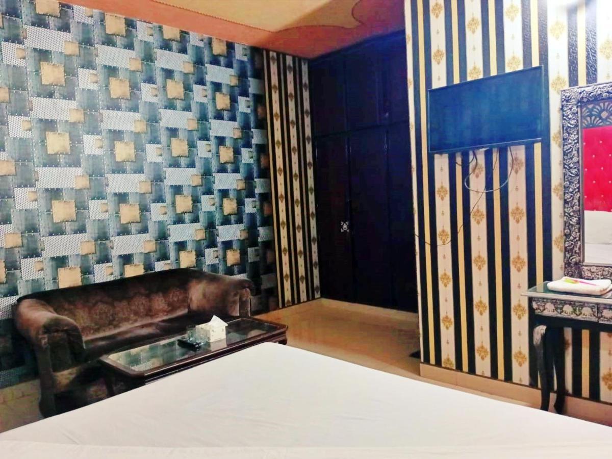 Moon Soon Hotel Lahaur Zewnętrze zdjęcie